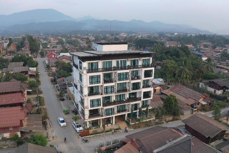 Vang Vieng Topview Hotel Exterior photo