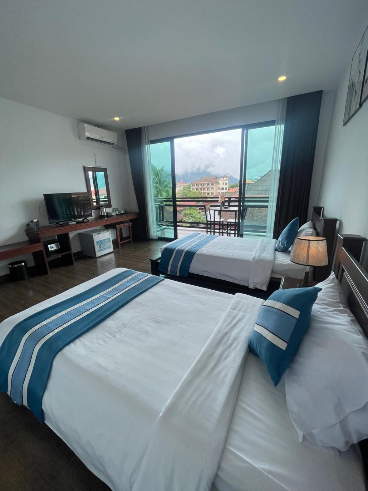 Vang Vieng Topview Hotel Exterior photo