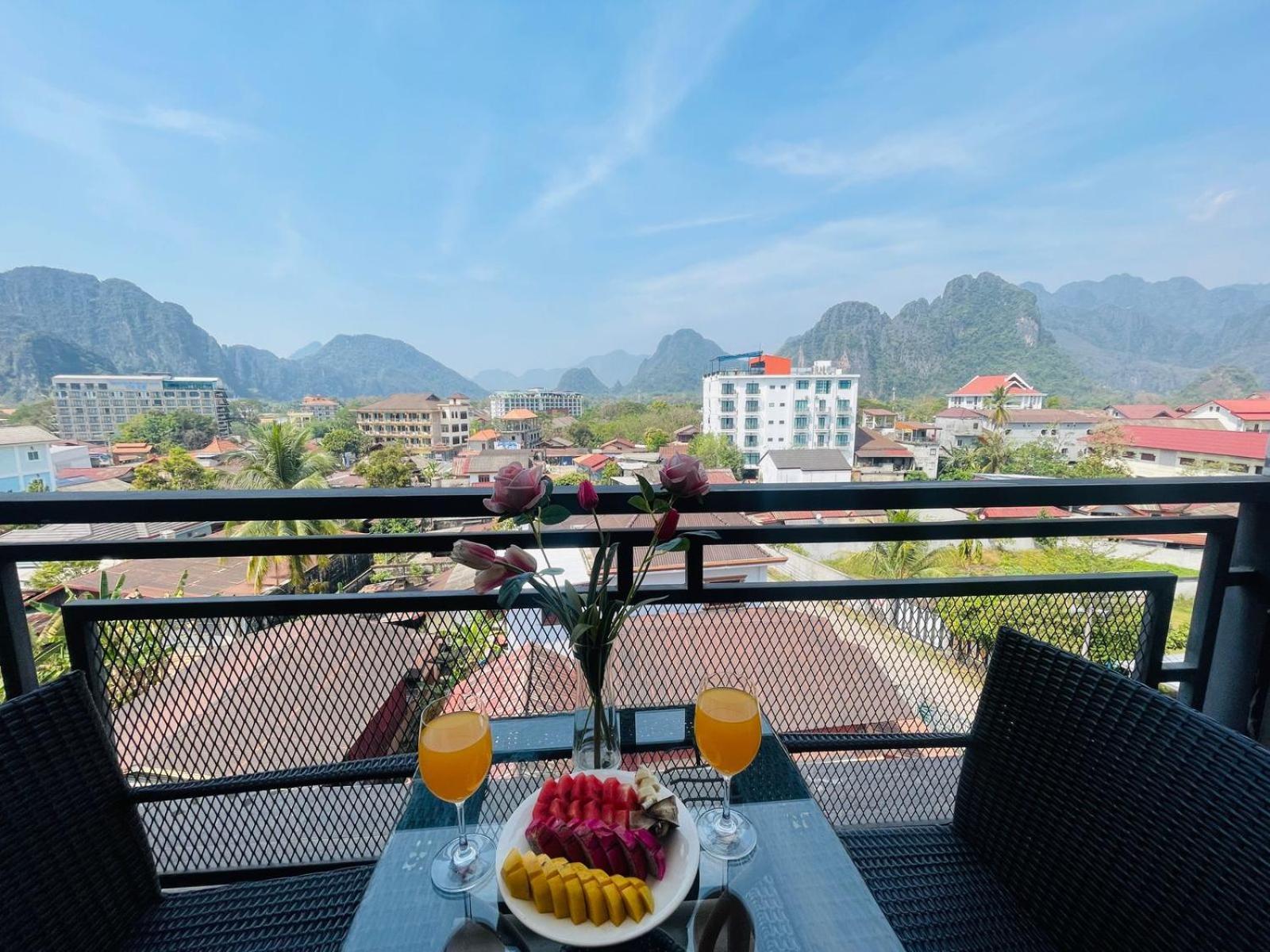 Vang Vieng Topview Hotel Exterior photo