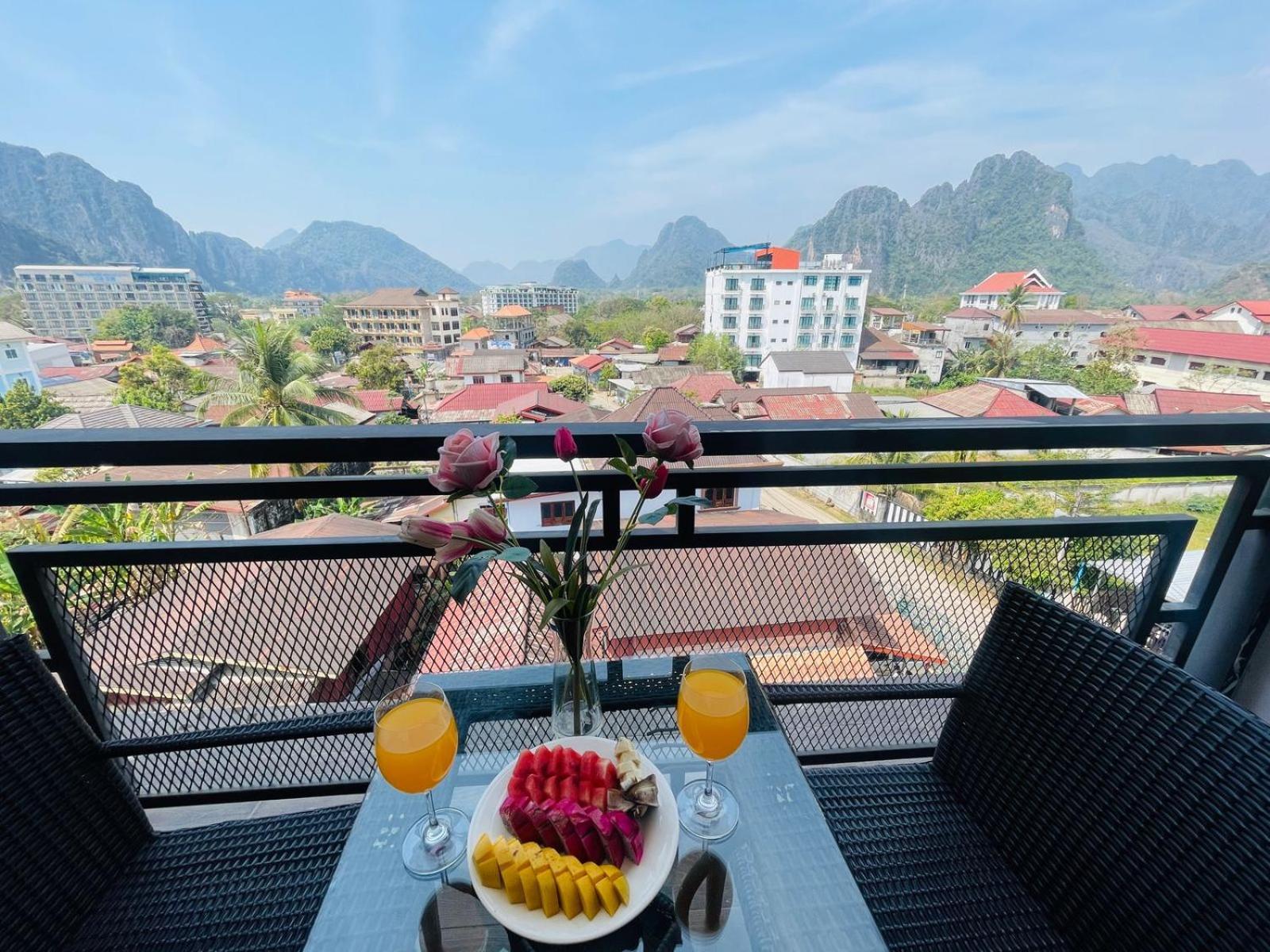 Vang Vieng Topview Hotel Exterior photo